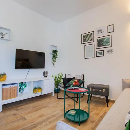 Udoban Kutak Blizu Centra Mala Punta Apartament