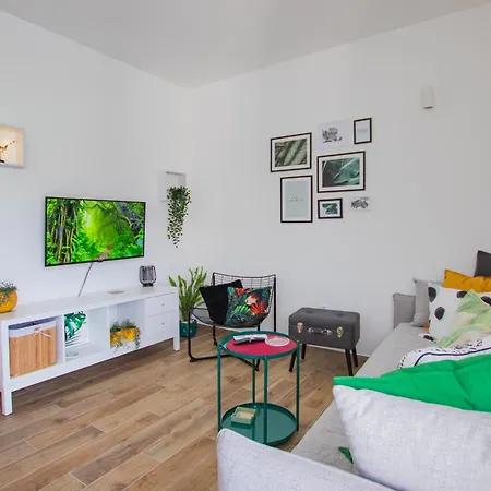 Apartament Udoban Kutak Blizu Centra Mala Punta Trogir
