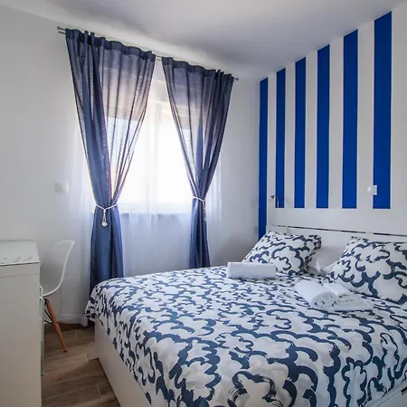 Appartamento Udoban Kutak Blizu Centra Mala Punta Traù
